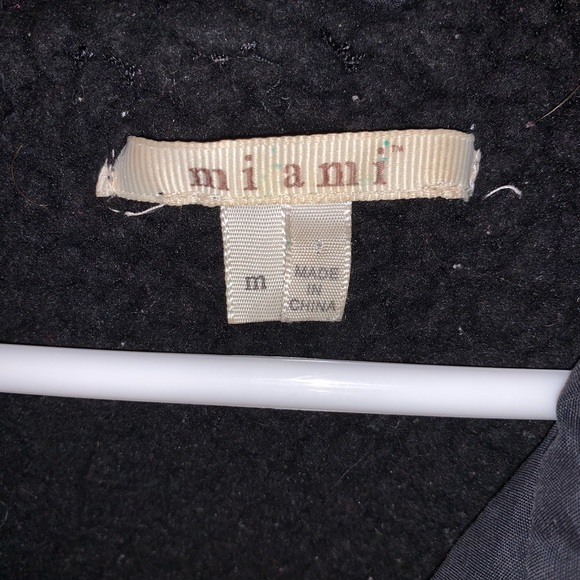 M Black Double-Layered Coat with Hoodie - Picture 3 of 15